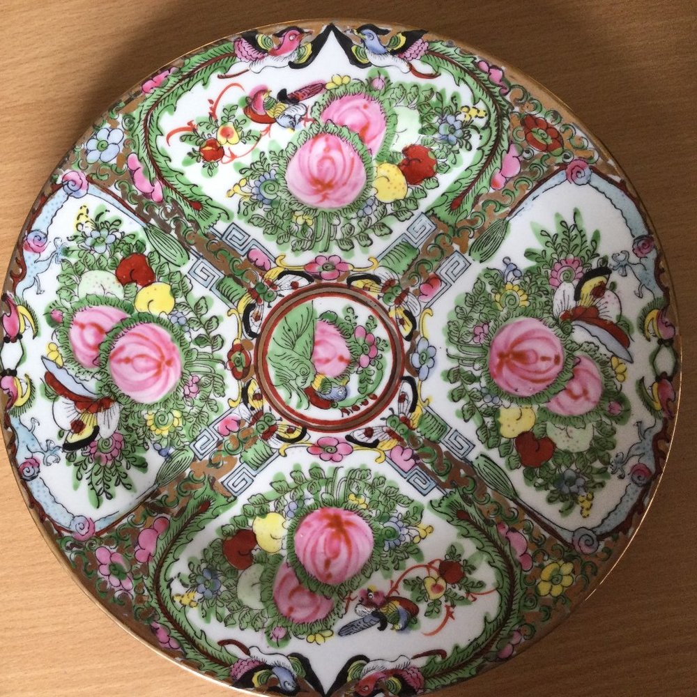 Chinese canton porcelain plate hand painted marked 9.75"